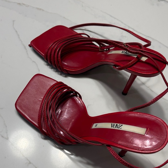 Zara Women's Bold Red Sandals - Picture 10 of 15